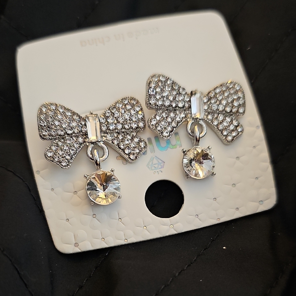 Sparkling Bow Earrings with Crystals